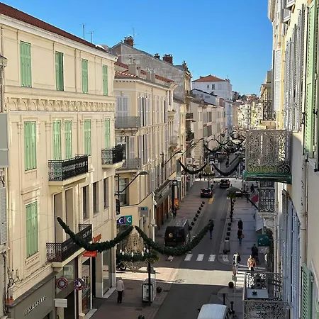 Foch 1 - Luminous In Center W Balcony * Cannes